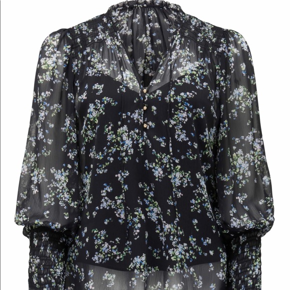 Shirred Sleeve Blouse - Picture 2 of 5